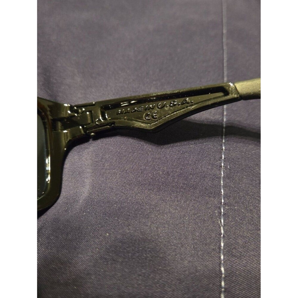 SPORTY SUNGLASSES - Picture 7 of 7